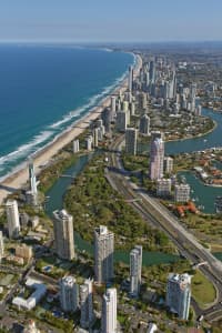 Aerial Image of SURFERS PARADISE LOOKING SOUTH