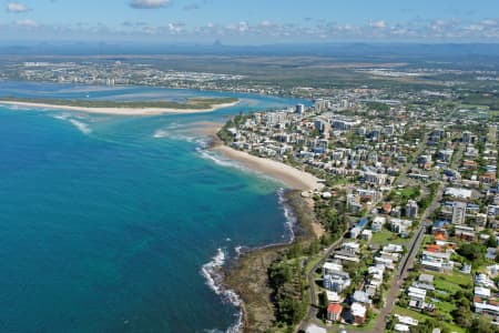 Aerial Image of KINGS BEACH LOOKING SOUTH-WEST TO CALOUNDRA