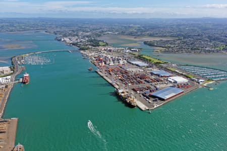 Aerial Image of PORT OF TAURANGA LOOKING SOUTH-WEST