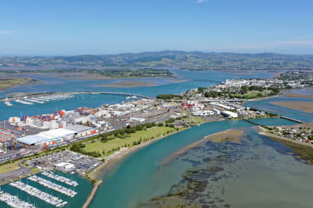 Aerial Image of CITY AND PORT OF TAURANGA VIEWED FROM THE NORTH-WEST