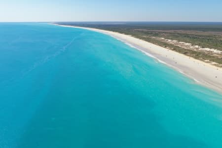 Aerial Image of CABLE BEACH LOOKING NORTH