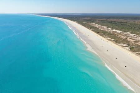 Aerial Image of CABLE BEACH LOOKING NORTH