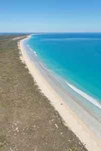Aerial Image of CABLE BEACH LOOKING SOUTH