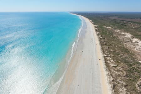 Aerial Image of CABLE BEACH LOOKING NORTH