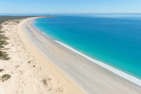 Aerial Image of CABLE BEACH LOOKING SOUTH-WEST