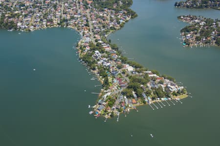 Aerial Image of KANGAROO POINT NEW SOUTH WALES WATER FRONT HOMES