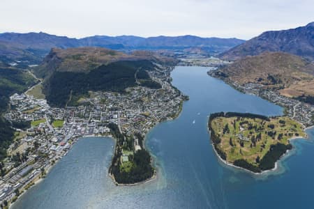 Aerial Image of QUEENSTOWN AND FRANKTON