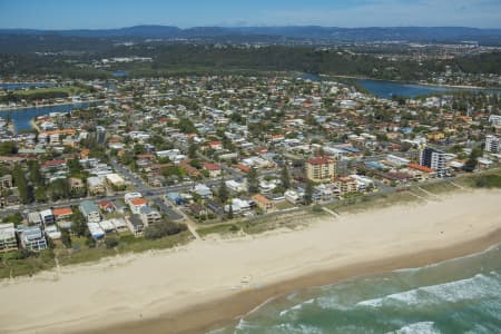 Aerial Image of PALM BEACH, QUEENSLAND