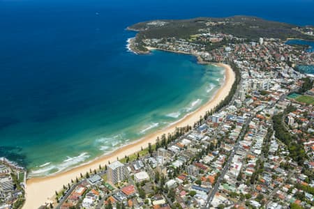 Aerial Image of QUEENSCLIFF, FRESHWATER & MANLY