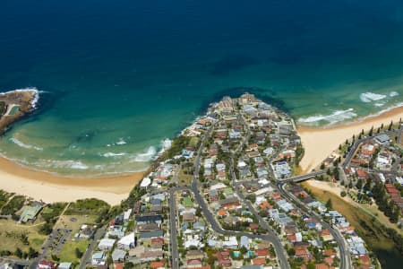 Aerial Image of QUEENSCLIFF, FRESHWATER & MANLY