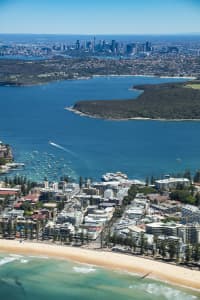 Aerial Image of MANLY BEACH