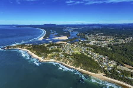 Aerial Image of NAMBUCCA HEADS