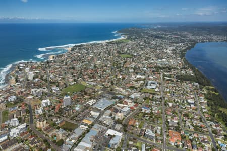 Aerial Image of THE ENTRANCE