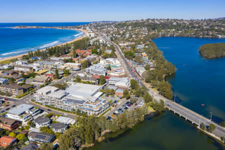 Aerial Image of NARRABEEN SHOPPING VILLAGE
