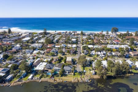 Aerial Image of NARRABEEN HOMES