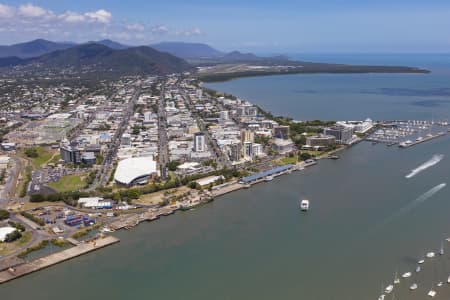 Aerial Image of CAIRNS CITY