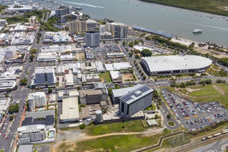 Aerial Image of CAIRNS CITY