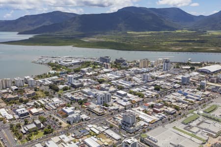 Aerial Image of CAIRNS CITY