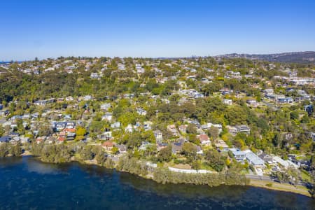 Aerial Image of NARRABEEN LAKEFRONT HOMES