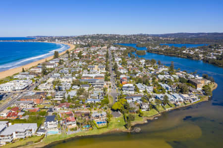 Aerial Image of LAGOON STREET NARRABEEN