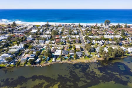 Aerial Image of NARRABEEN HOMES