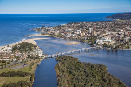 Aerial Image of THE ENTRANCE