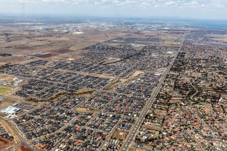 Aerial Image of HOPPER CROSSING & TARNIET LOOKING TOWARDS MELBOURNE.