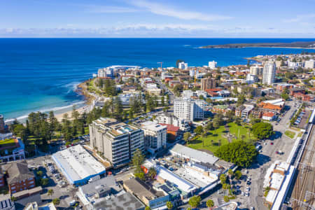 Aerial Image of CRONULLA SHOPS