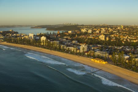 Aerial Image of SUNRISE NORTH STEYNE, MANLY DAWN