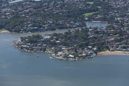 Aerial Image of OYSTER BAY
