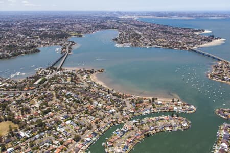 Aerial Image of SYLVANIA WATERS