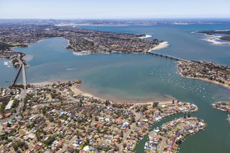 Aerial Image of SYLVANIA WATERS