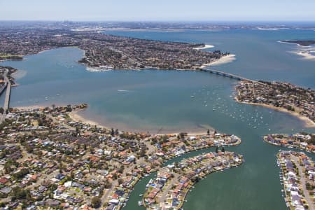 Aerial Image of SYLVANIA WATERS