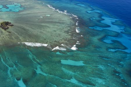 Aerial Image of MONURIKI, MONU & YANUYA