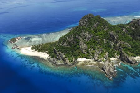 Aerial Image of MONURIKI, MONU & YANUYA