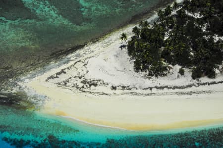 Aerial Image of MONURIKI, MONU & YANUYA