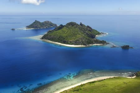 Aerial Image of MONURIKI, MONU & YANUYA