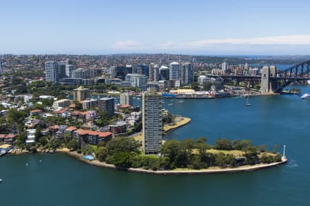 Aerial Image of MCMAHONS POINT & BERRYS BAY