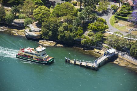 Aerial Image of GREENWICH FERRY & POOL