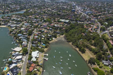 Aerial Image of GLADESVILLE, TENNYSON POINT & LOOKING GLASS BAY