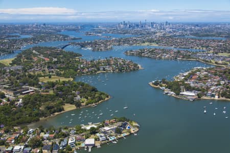 Aerial Image of GLADESVILLE, TENNYSON POINT & LOOKING GLASS BAY