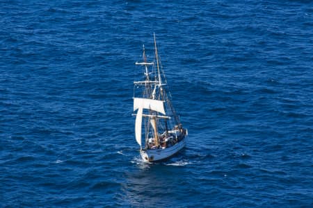 Aerial Image of SAILING SHIP OFF THE COAST OF VAUCLUSE & WATSONS BAY