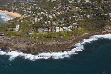 Aerial Image of LITTLE HEAD