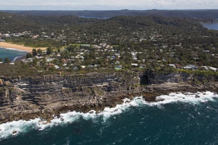 Aerial Image of CLIFF FRONT