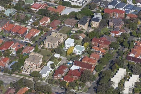 Aerial Image of SYDNEY ROAD, BALGOWLAH