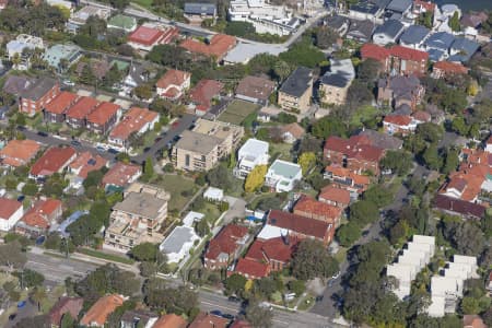 Aerial Image of SYDNEY ROAD, BALGOWLAH