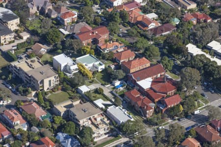 Aerial Image of SYDNEY ROAD, BALGOWLAH
