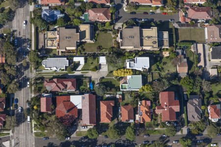 Aerial Image of SYDNEY ROAD, BALGOWLAH