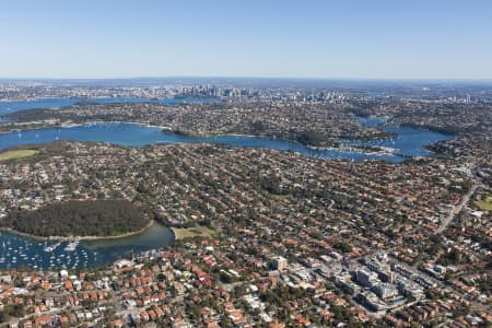 Aerial Image of SYDNEY ROAD, BALGOWLAH