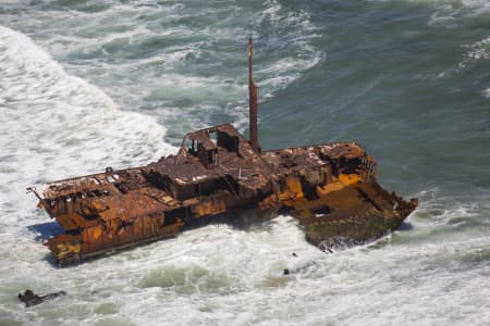 Aerial Image of SYGNA WRECK, STOCKTON BEACH